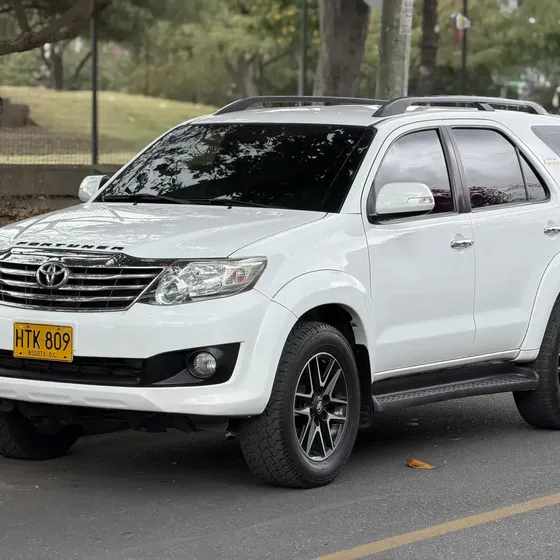 Toyota Fortuner 2014 2.7l 4x2