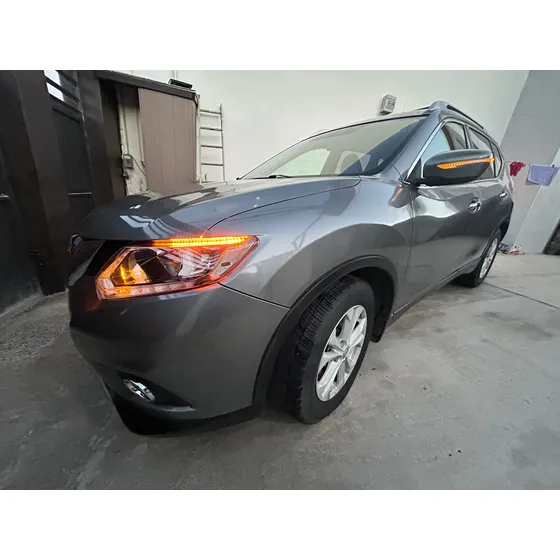 Nissan X-trail 2.5 Advance 3 Row Cvt