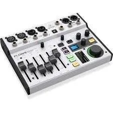 Consola Digital Behringer Flow 8 Canales 