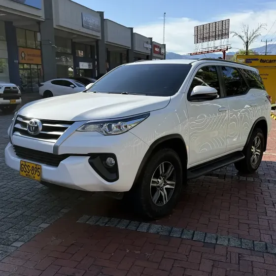 Toyota Fortuner 2020 2.4 Street At 7as