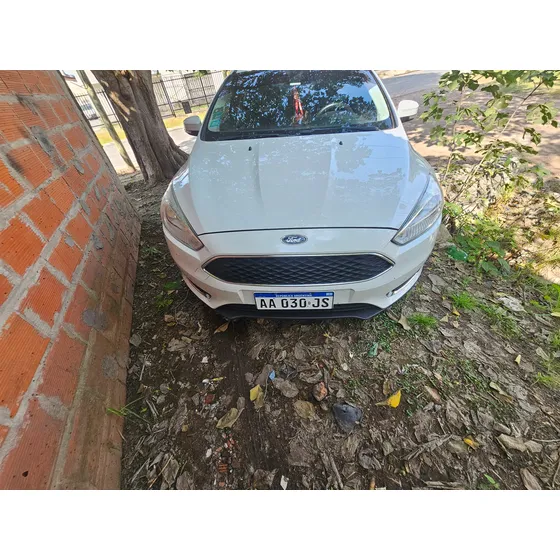 Ford Focus Iii 2.0 Se Plus Mt