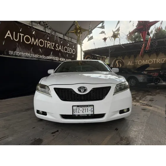 Toyota Camry 3.5 Xle V6 Aa Ee Qc Piel At