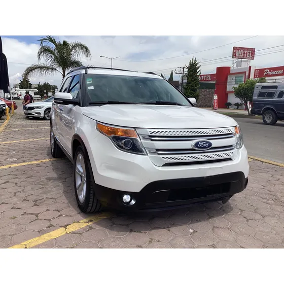 Ford Explorer 4.0 Limited V6 Sync 4x2 Mt