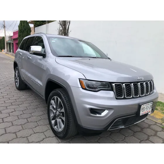 Jeep Grand Cherokee 3.6 Limited Lujo 4x2 Mt