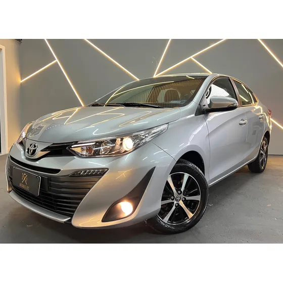 Toyota Yaris 1.5 Xls Connect 16v Cvt 5p