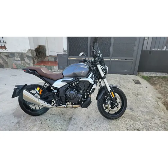 Voge 500 Ac Puntomoto