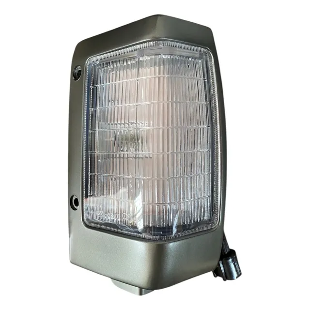 Cocuyo Derecho Nissan D21 Lucid