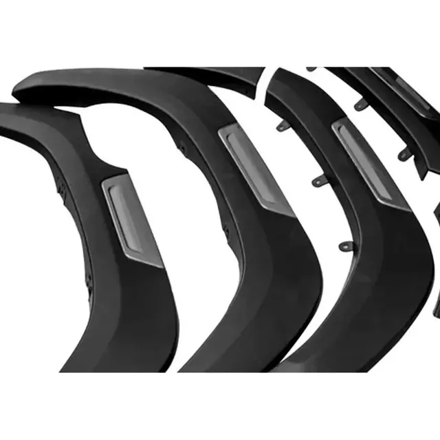 Cantoneras Lisas Toyota Hilux Rocco 2021 2022-2023