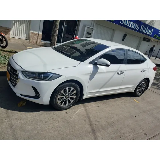 Hyundai Elantra 1.6 Premium Nb