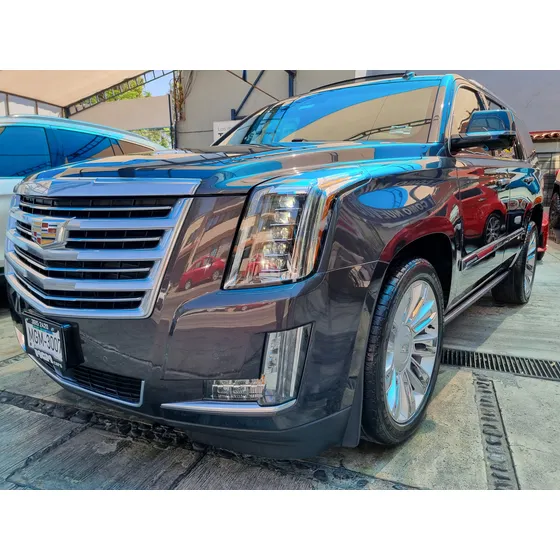 Cadillac Escalade 6.2 Plinum 4x4 At