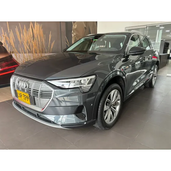 Audi E-tron Advanced