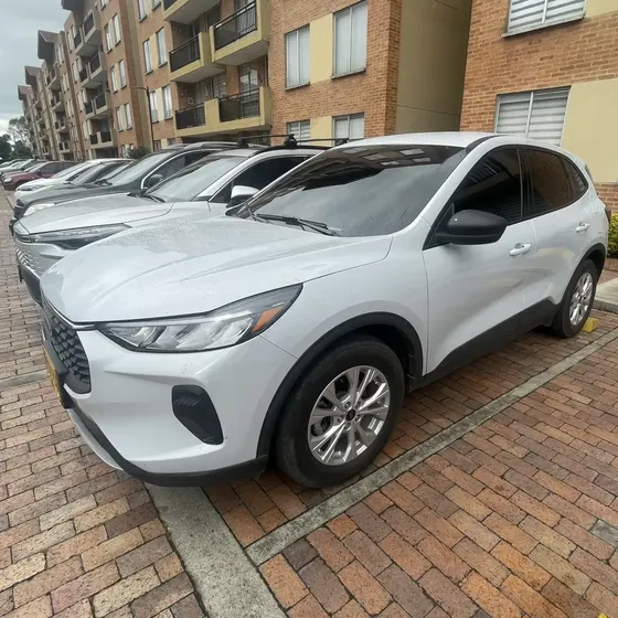 Ford Escape 2025 2.5 Active Fwd Ecvt Hibrida