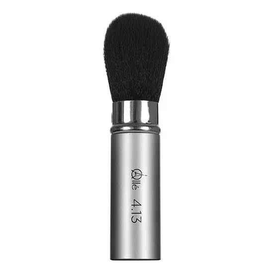 Ollé Brocha De Maquillaje Viajera Para Rubor Y Base 4.13