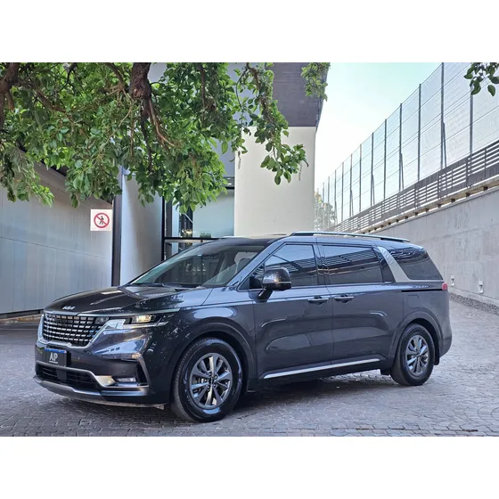 Kia Carnival Sx 2.2 Crdi At