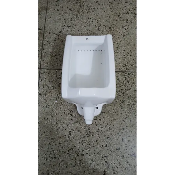 Urinario Nuevo Blanco