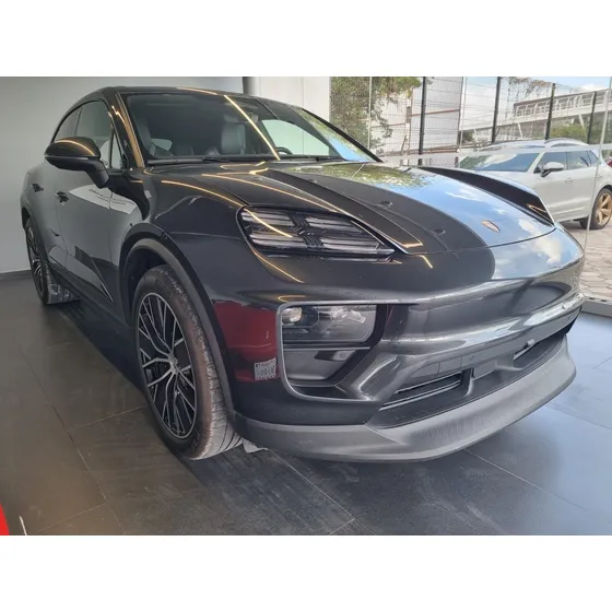Porsche Macan 0.0 4 Electric