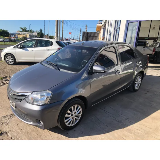 Toyota Etios 1.5 Sedan Xls