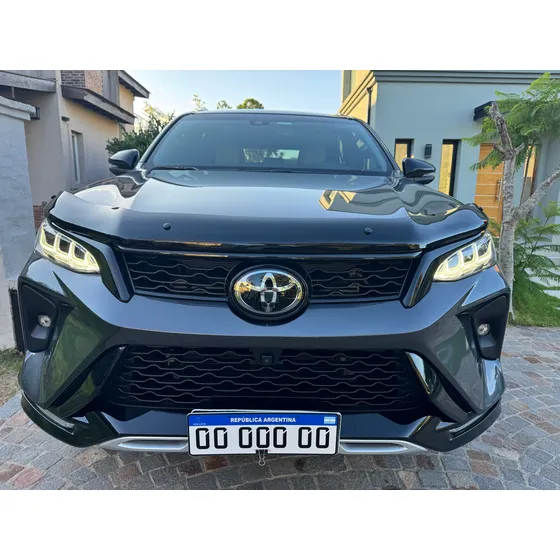 Toyota Hilux Sw4 2.8 Tdi Diamante Ii 4x4 7as 6at