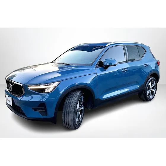 Volvo Xc40 5 Pts. Plus, B4, Mhev,2.0t., Ta 8, Ra-19,4x2