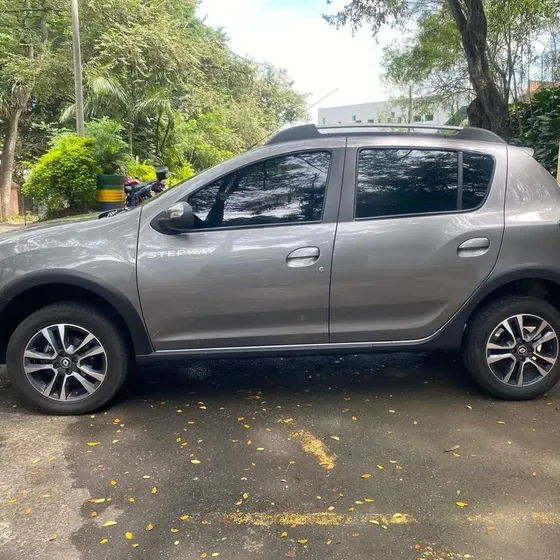 Renault Stepway 2024 1.6 Intens Cvt