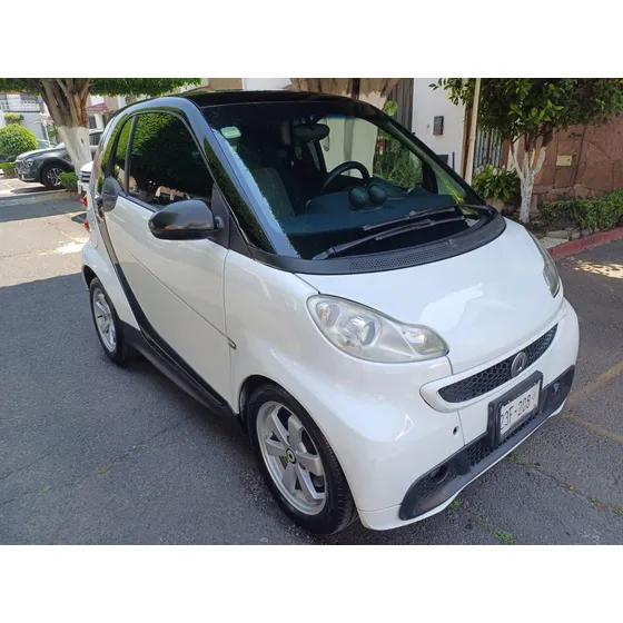 Smart Fortwo 1.0 Coupe Black & White At
