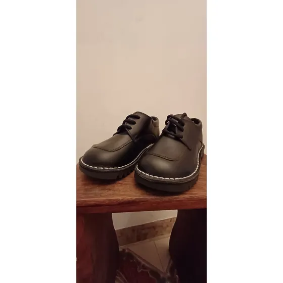 Zapatos Colegiales Valle Verde Totalmente Nuevo