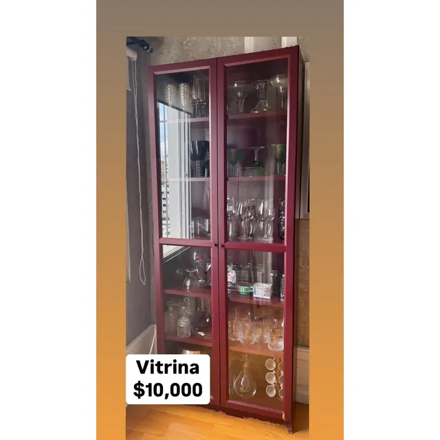 Vitrina O Estantería Color Rojo Vino 80x32puLG
