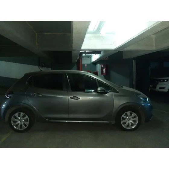 Peugeot 208 1.5 Active