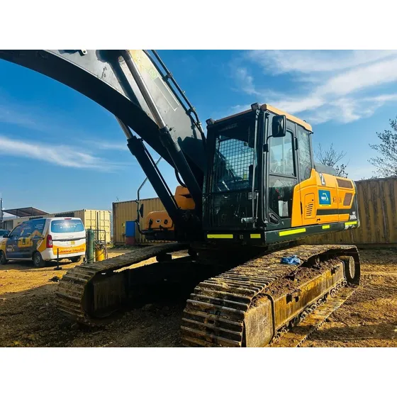 Excavadora De Orugas / Hx340-2 / 2021 / Firavitova / H11131