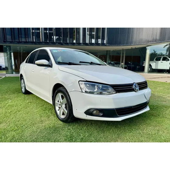 Volkswagen Vento 2.0 Luxury I 140cv