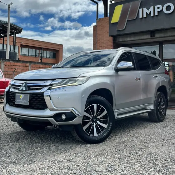 Mitsubishi Montero Sport 2020 2.5 Gls 4x4