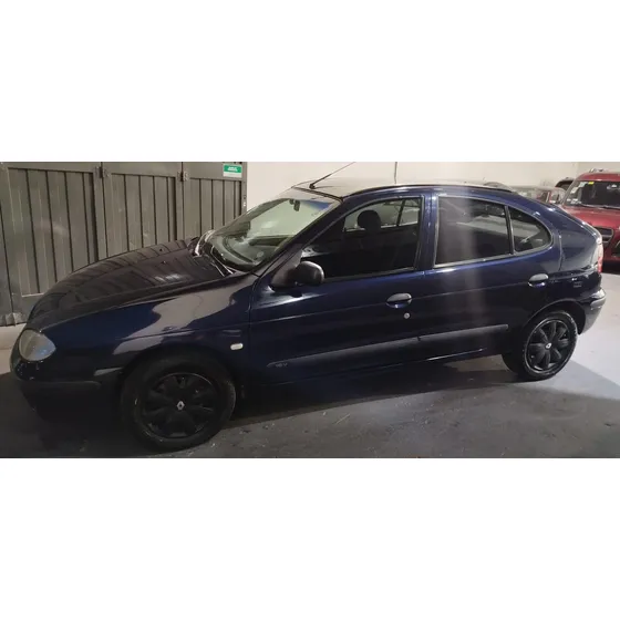Renault Megane 1.6 L Pack Plus