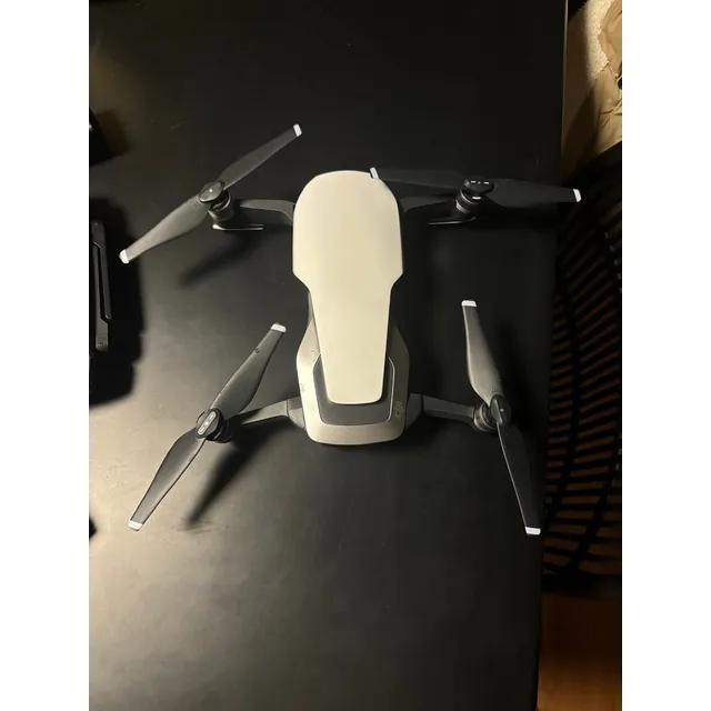Drone Dji Mavic Air Con Accesorios Y 3 Baterías