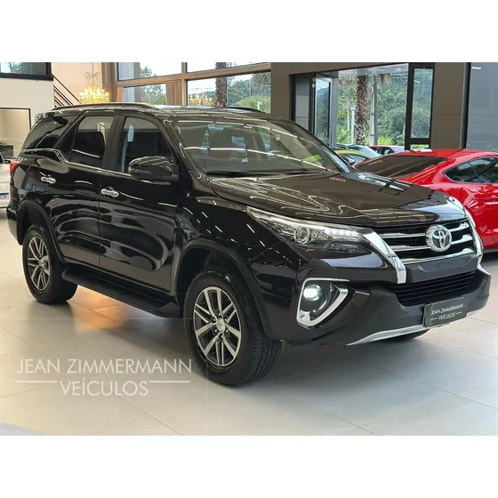 Toyota Hilux Srx 4x4 2.8 Tdi 16v Dies. Aut.