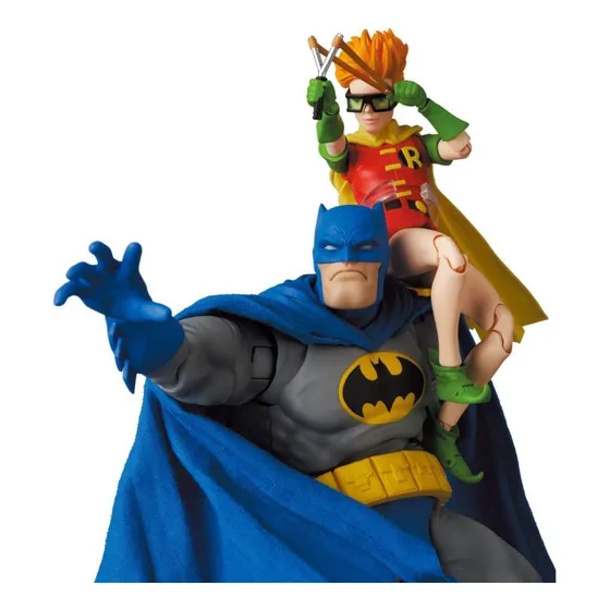 The Dark Knight Returns Mafex 139 Batman & Robin