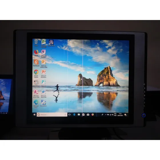 Monitor Lg Flatron L173sa Para Aproveitar Peças Cinza