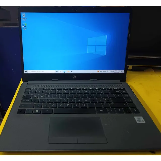 Laptop Hp Sin Detalles - 4 Gb Ram, 235 Gb En Disco Solido