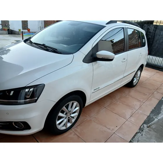 Volkswagen Suran 1.6 Imotion Highline