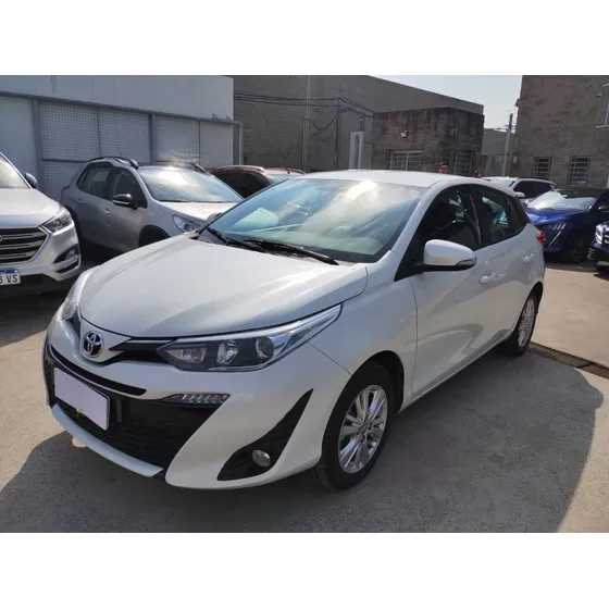 Toyota Yaris 1.5 107cv Xls Pack Cvt