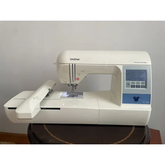 Máquina Bordadora Brother Pe-780d