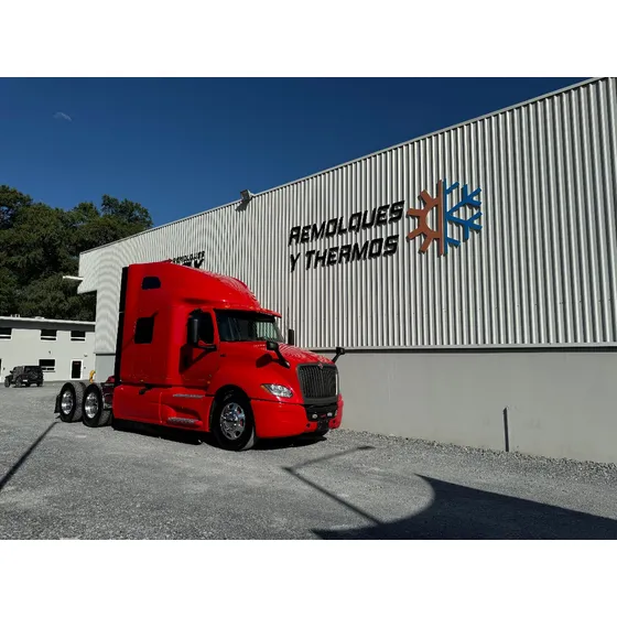 Tractocamion International Lt Sky Rise X15