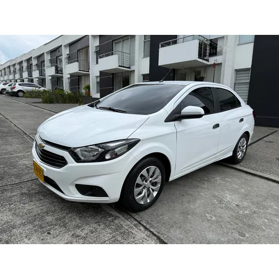 Chevrolet Onix 1.4 Lt