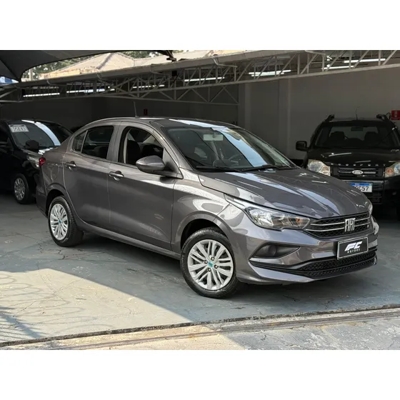 Fiat Cronos 1.3 Drive Flex 4p