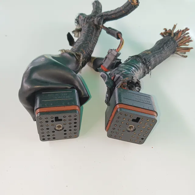 Conector Ecu Caterpillar 3406