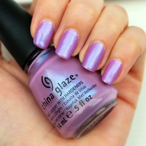 Esmalte Para Uñas China Glaze Gris Purpura 14 Ml Color Tantalize me