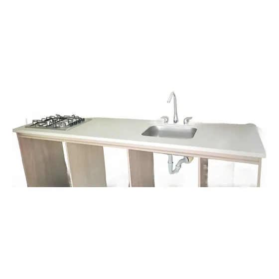 Meson En Cuarzo Blanco Polar Y Estructura En Madera