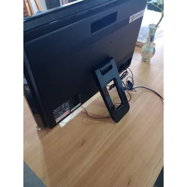 All In One Gateway I3 Pantalla 24'' 8gb Ddr3 240gb Ssd Negro