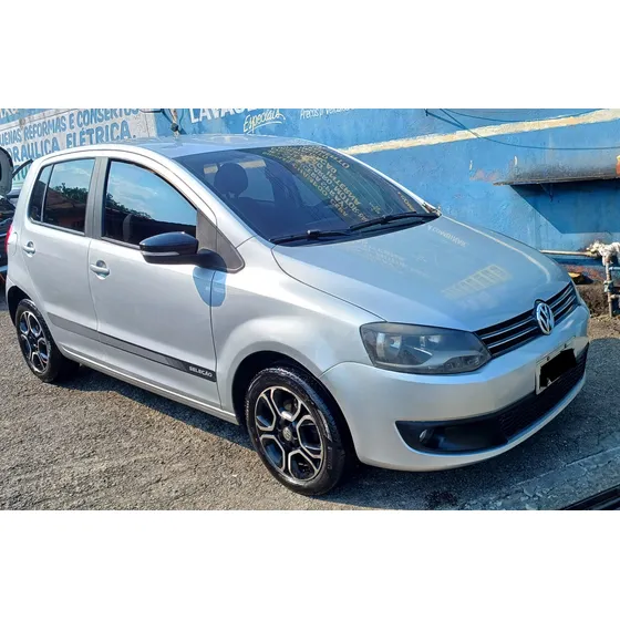 Volkswagen Fox 1.0 Seleção Tec Total Flex 5p