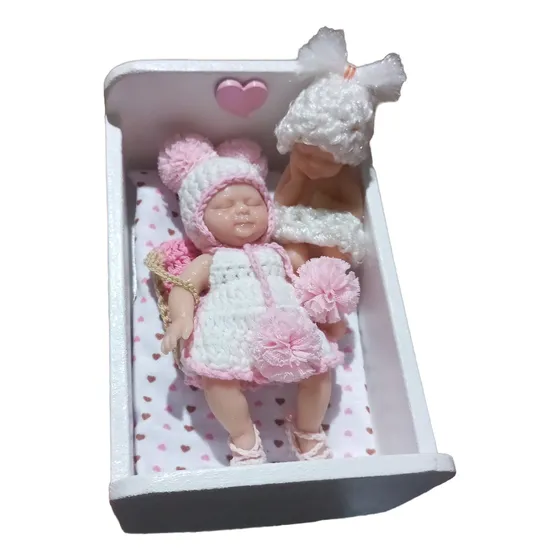 Mini Bebe Reborn 15 Cm Silicona Blanda Con Cuna Y Bebe 7 Cm
