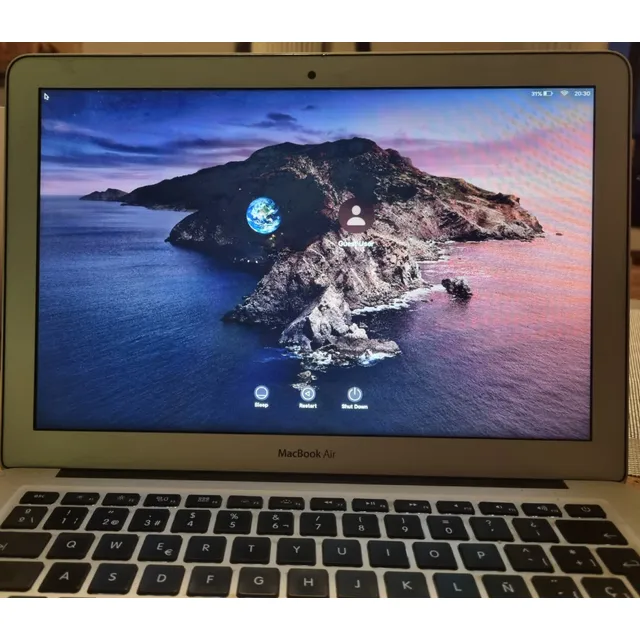Macbook Air Plata 13.3 , Intel Core I5, 8gb Ram, 128gb Ssd